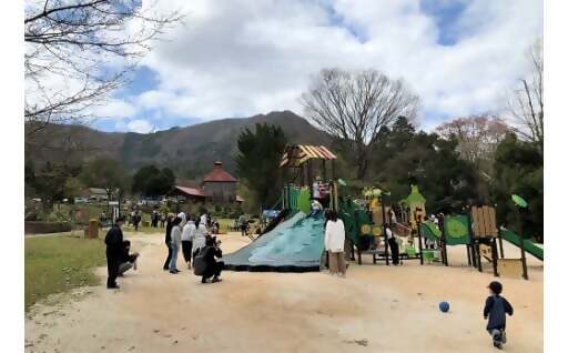 香木の森公園に新たな遊具を設置の画像